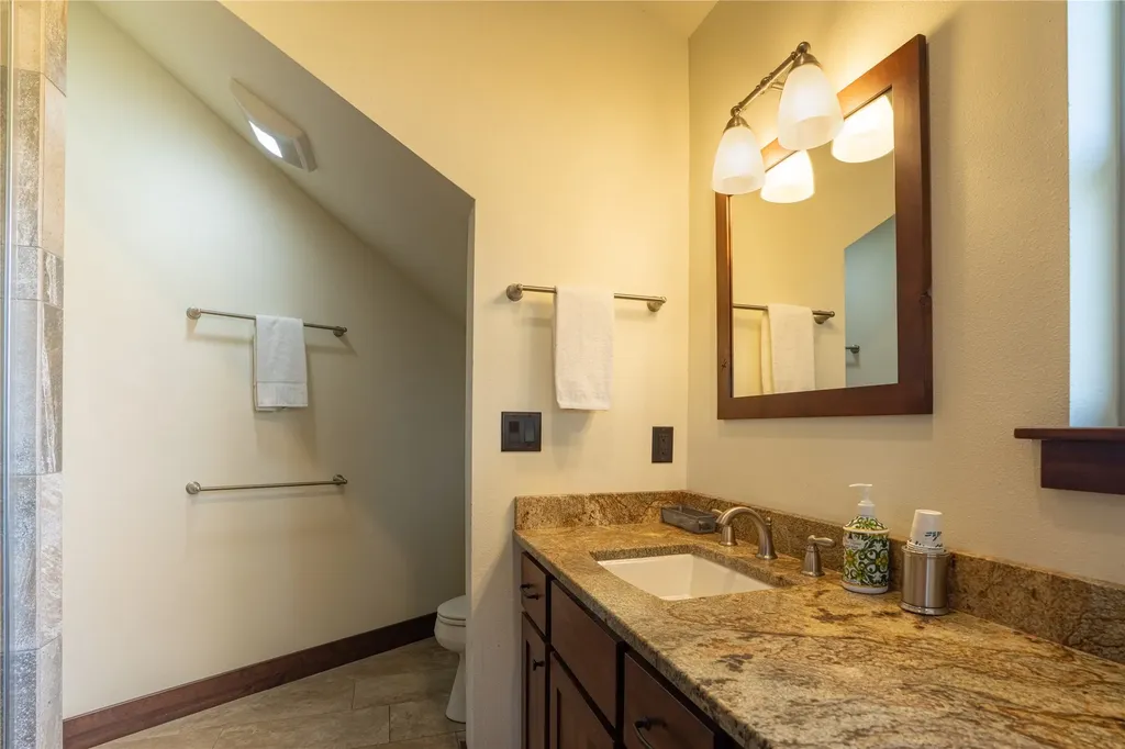 159 Barnes Lane Wolf Creek MT 59648