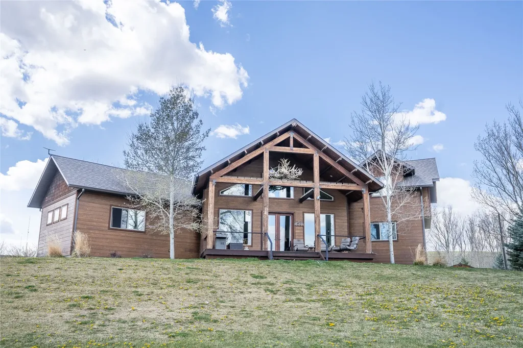 159 Barnes Lane Wolf Creek MT 59648