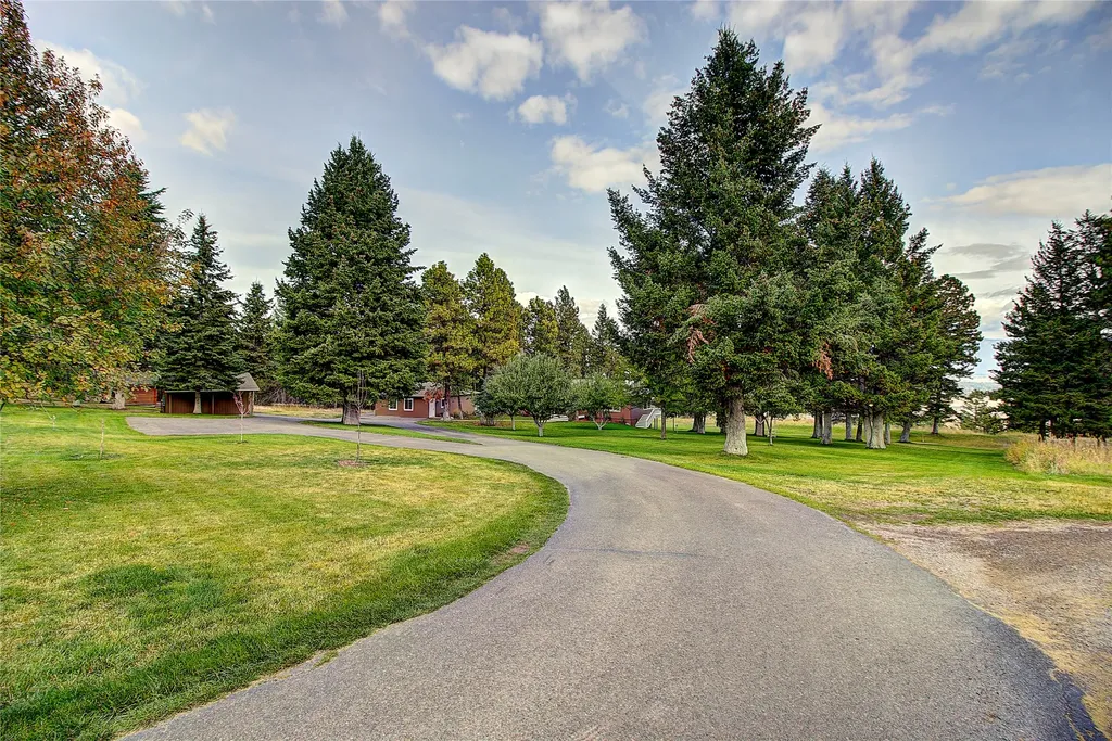 74 Wolf Trail Road Kalispell MT 59901