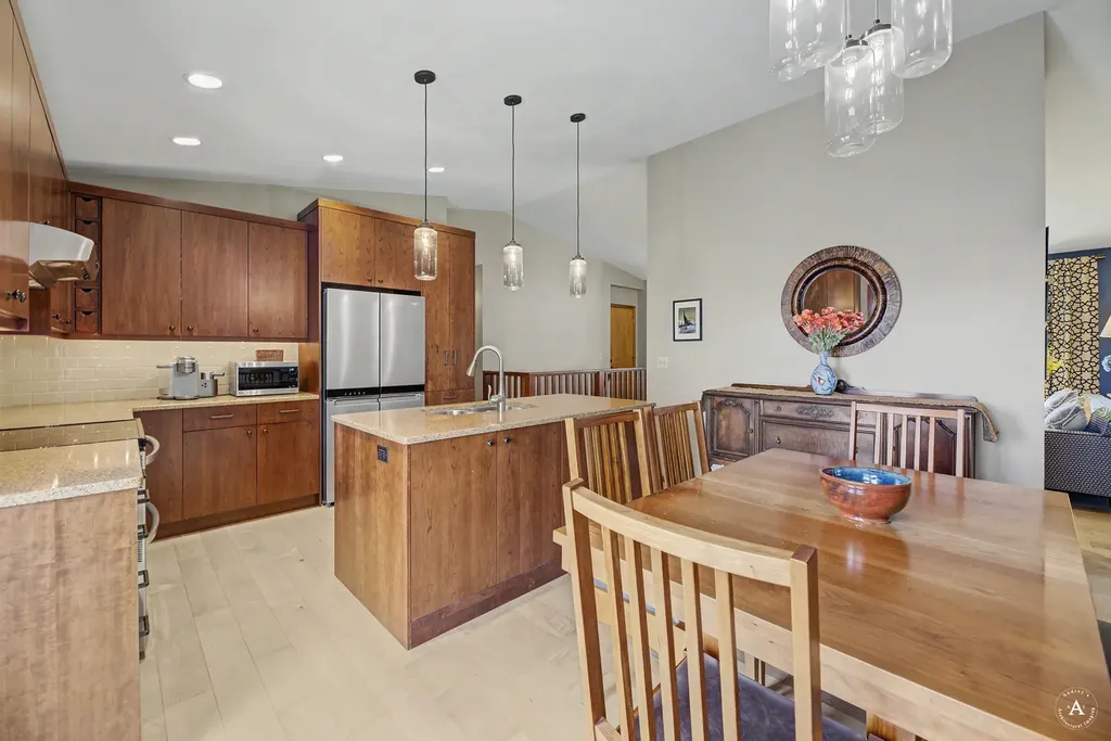 744 S California Street Helena MT 59601