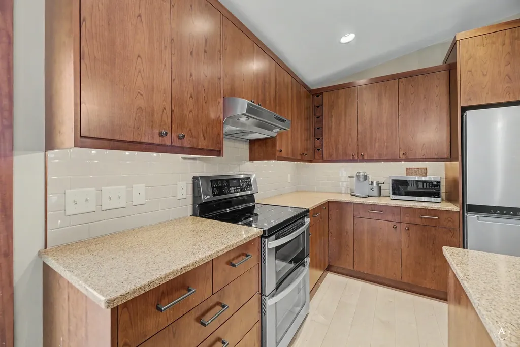 744 S California Street Helena MT 59601