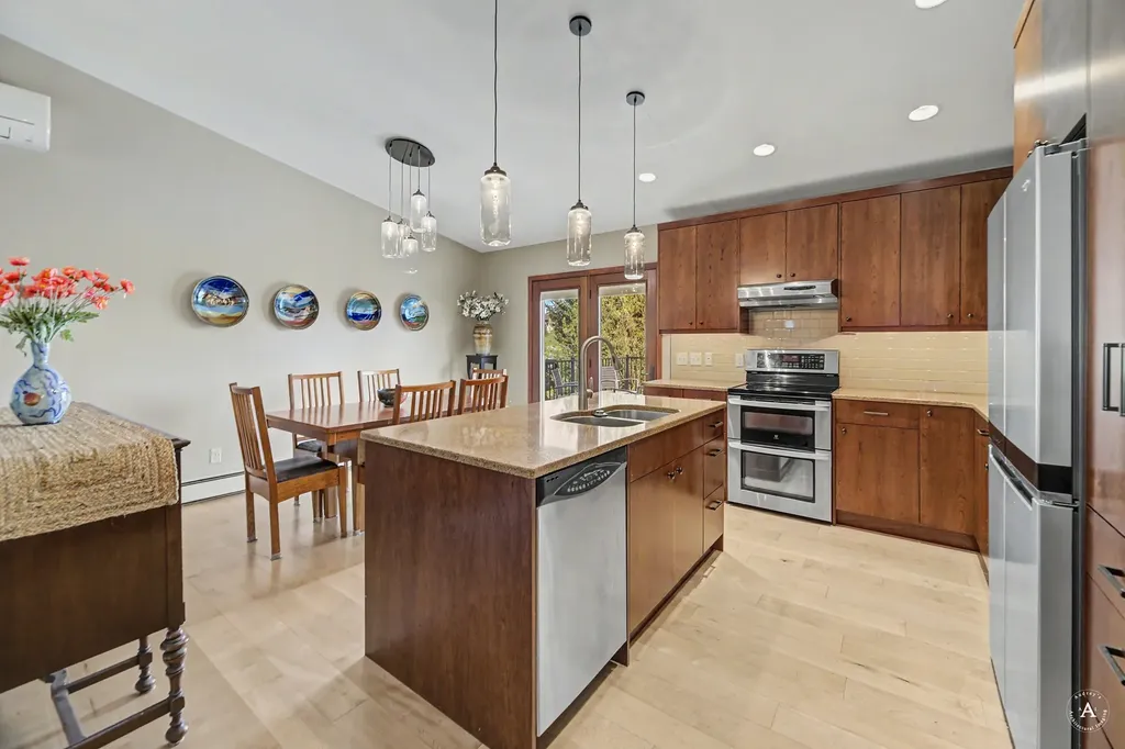 744 S California Street Helena MT 59601
