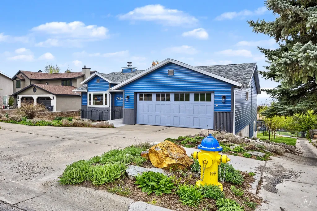 744 S California Street Helena MT 59601