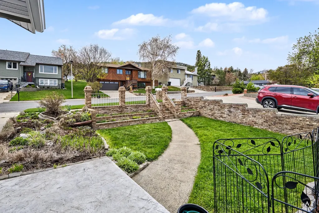 744 S California Street Helena MT 59601