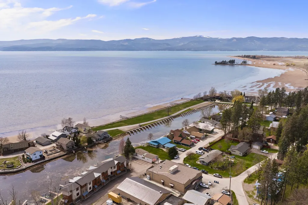 112 Parkway Avenue Bigfork MT 59911