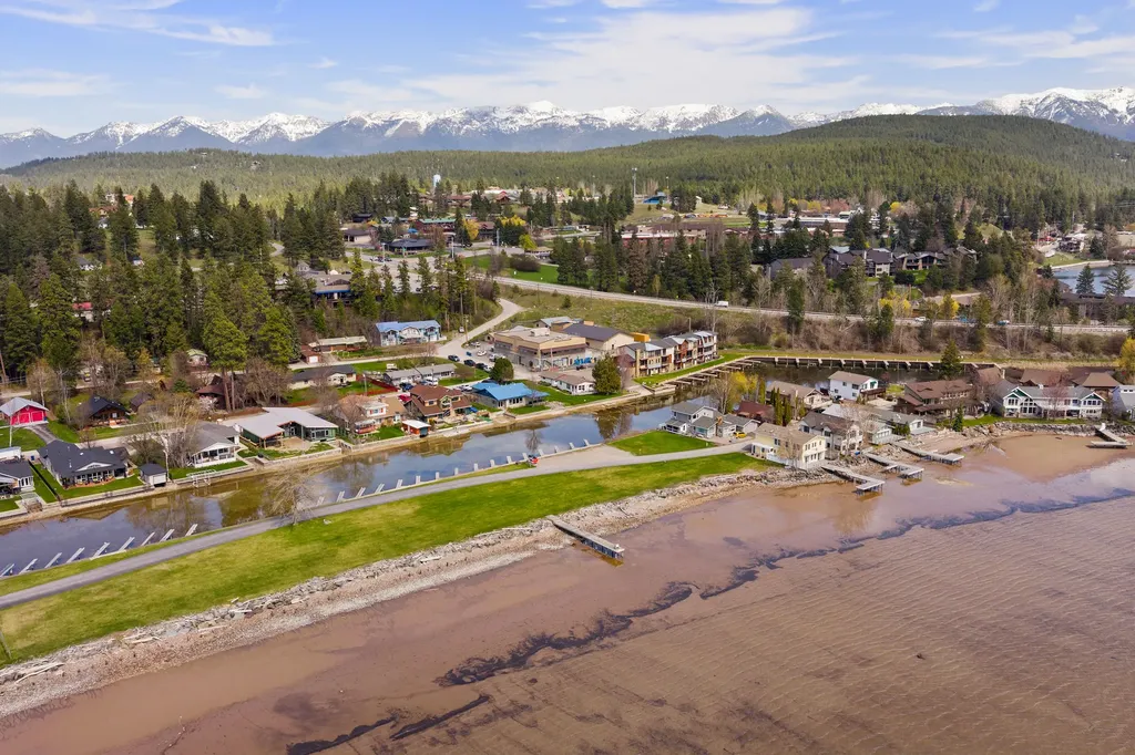 112 Parkway Avenue Bigfork MT 59911