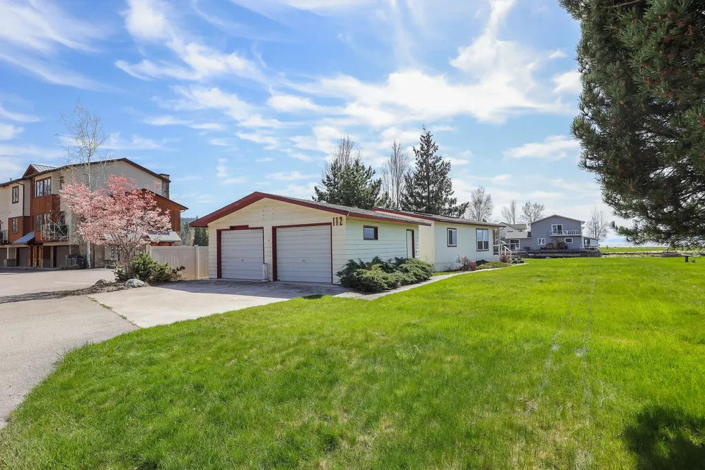 112 Parkway Avenue Bigfork MT 59911