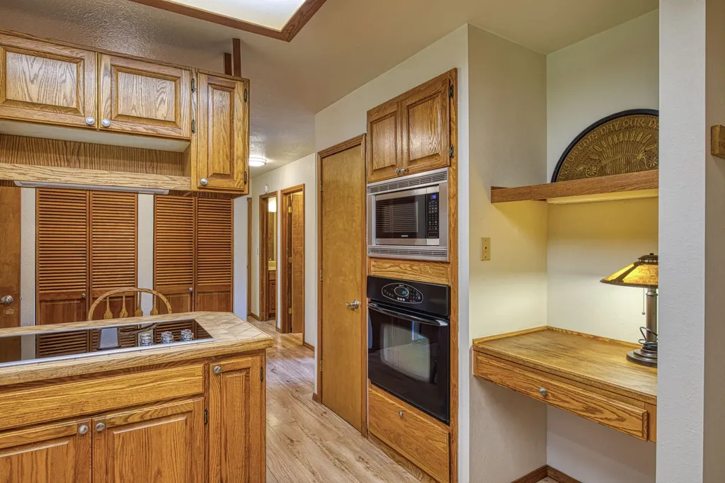 71 Four Corners Road N Heron MT 59844
