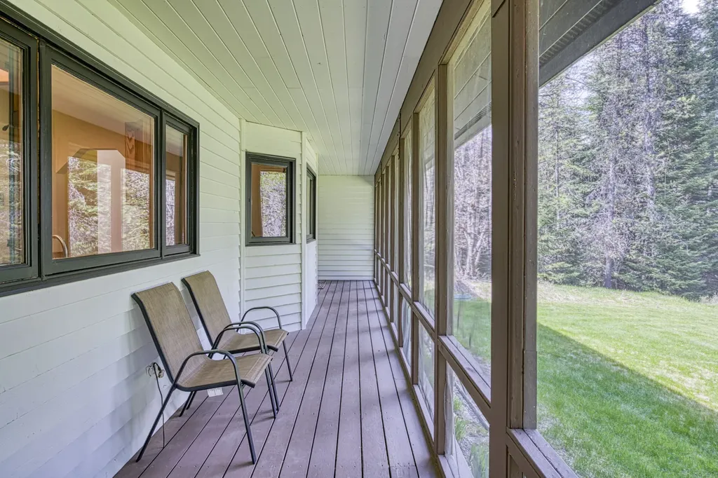 71 Four Corners Road N Heron MT 59844