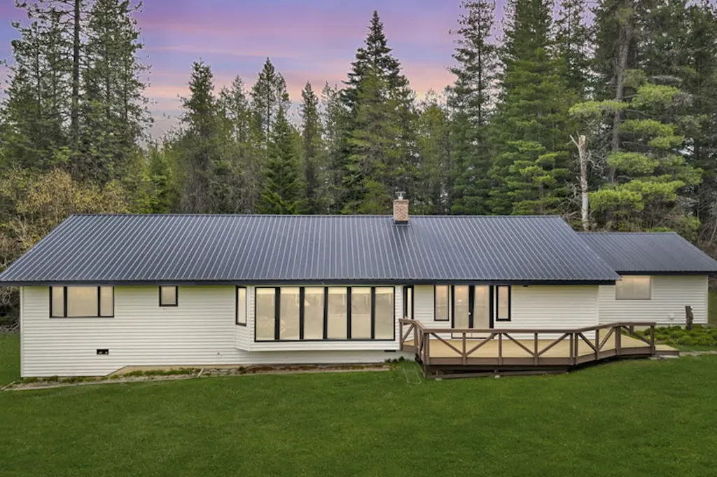 71 Four Corners Road N Heron MT 59844
