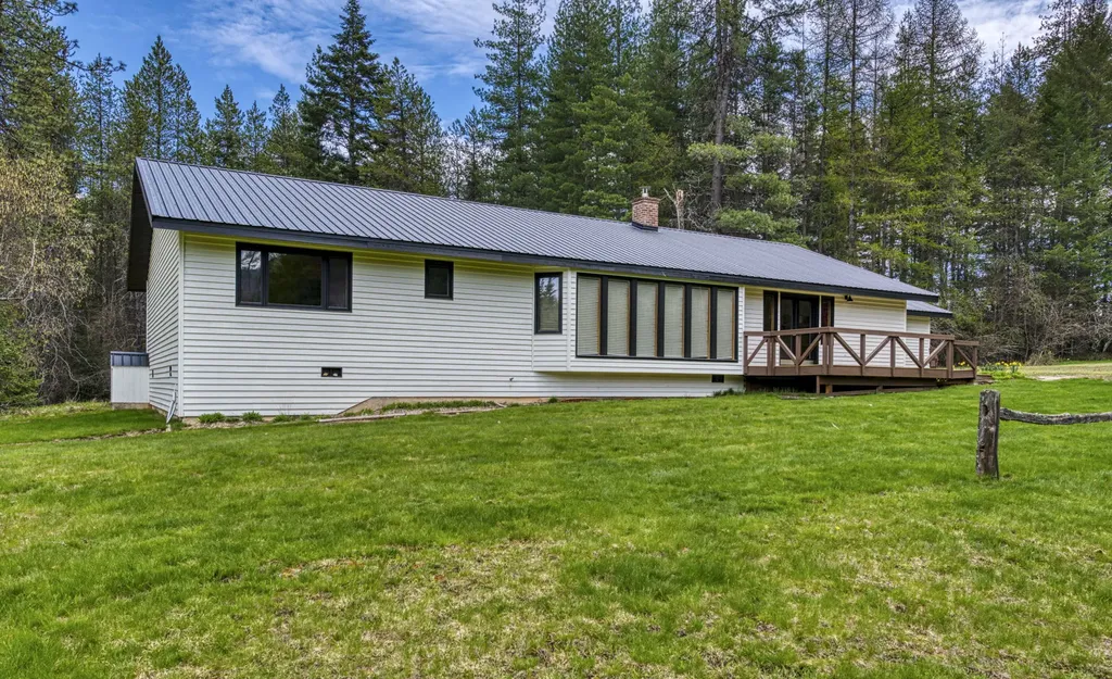 71 Four Corners Road N Heron MT 59844