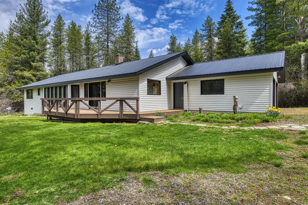 71 Four Corners Road N Heron MT 59844