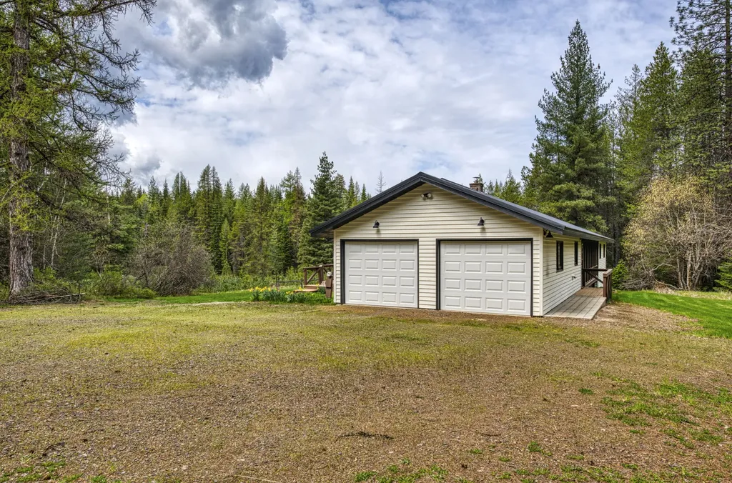 71 Four Corners Road N Heron MT 59844