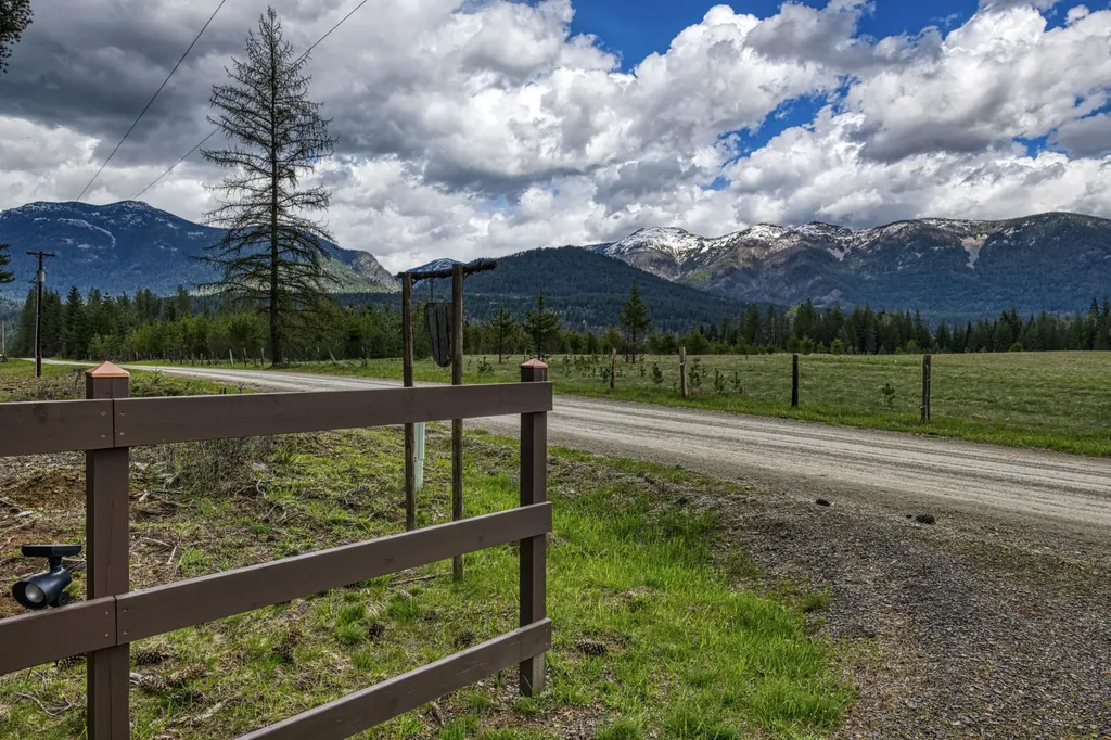 71 Four Corners Road N Heron MT 59844