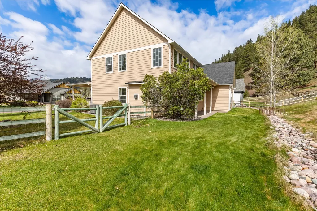 11617 Stella Blue Drive Lolo MT 59847