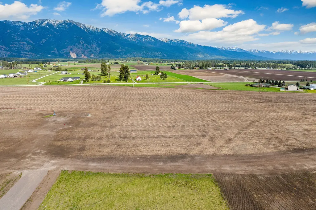 3008 Farmhouse Court Columbia Falls MT 59912