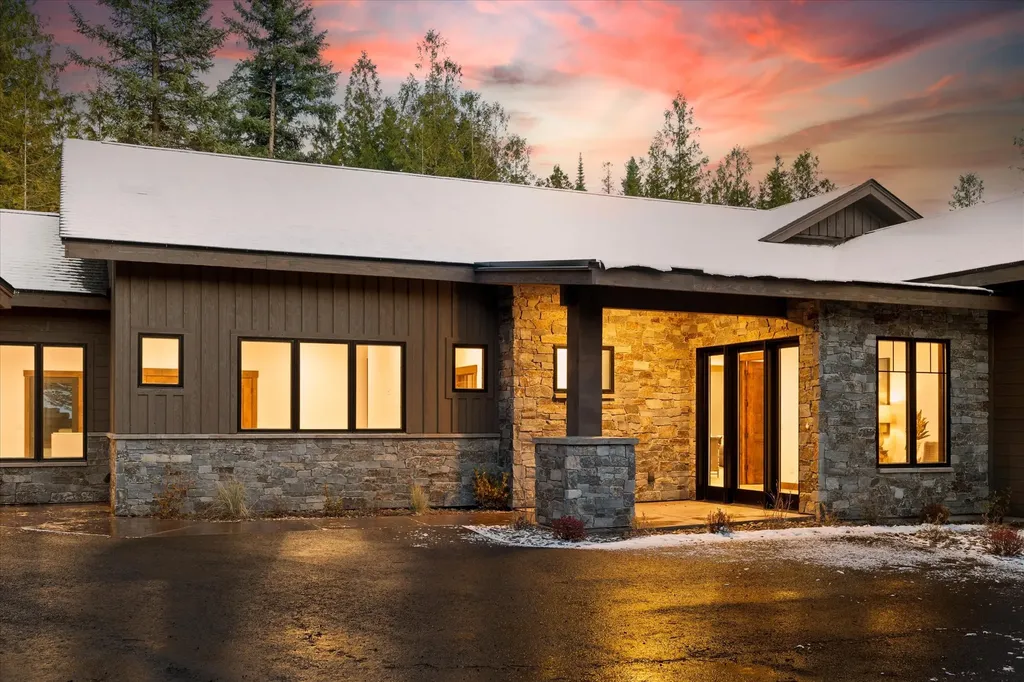 92 Woodlandstar Circle Whitefish MT 59937
