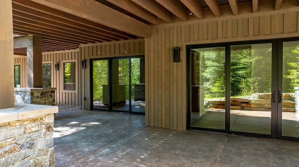 92 Woodlandstar Circle Whitefish MT 59937