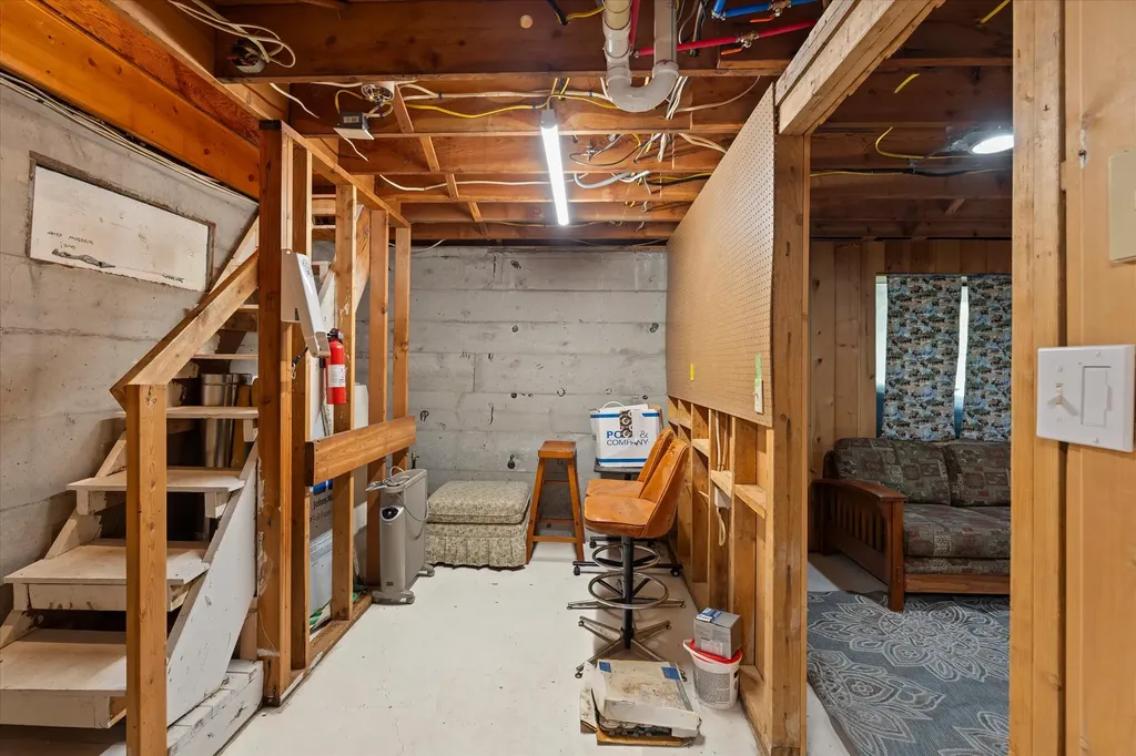 786 Halo Drive Troy MT 59935