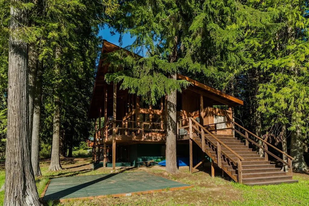 786 Halo Drive Troy MT 59935