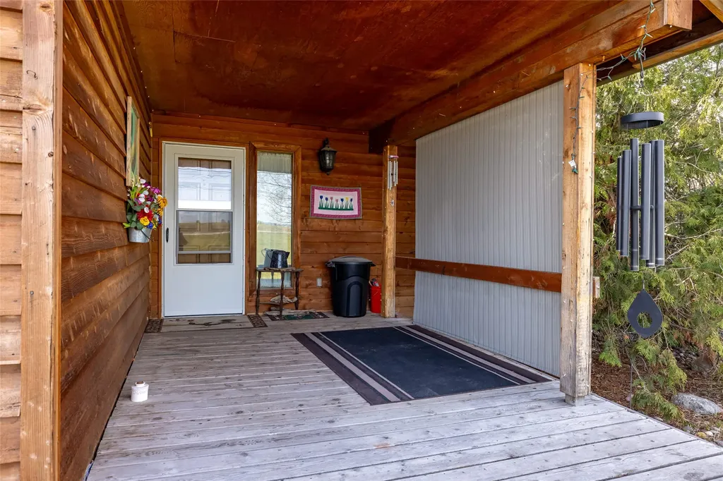 1662 & 1660 Us Hwy 2 W Kalispell MT 59901