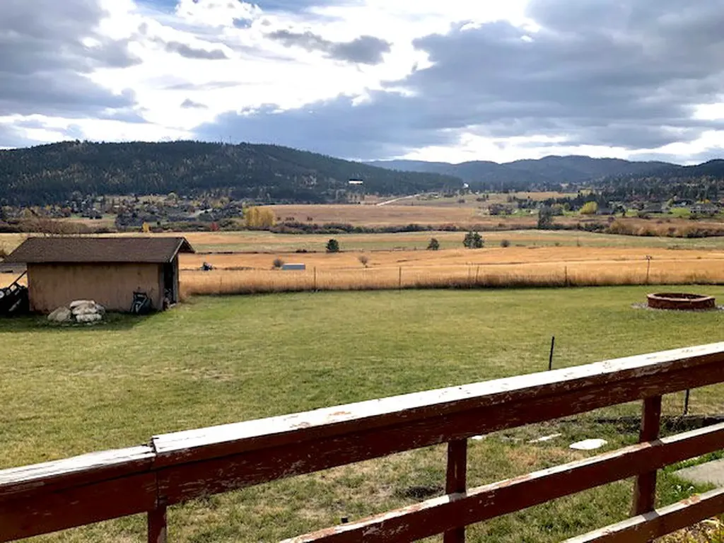1662 & 1660 Us Hwy 2 W Kalispell MT 59901