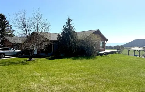 1662 & 1660 Us Hwy 2 W Kalispell MT 59901
