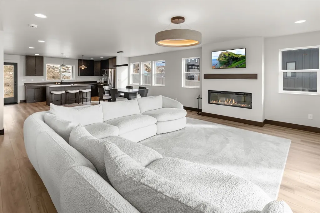 240 Kara Drive Kalispell MT 59901
