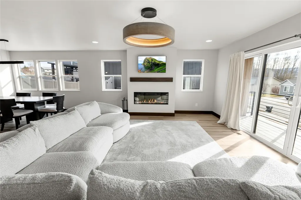 240 Kara Drive Kalispell MT 59901