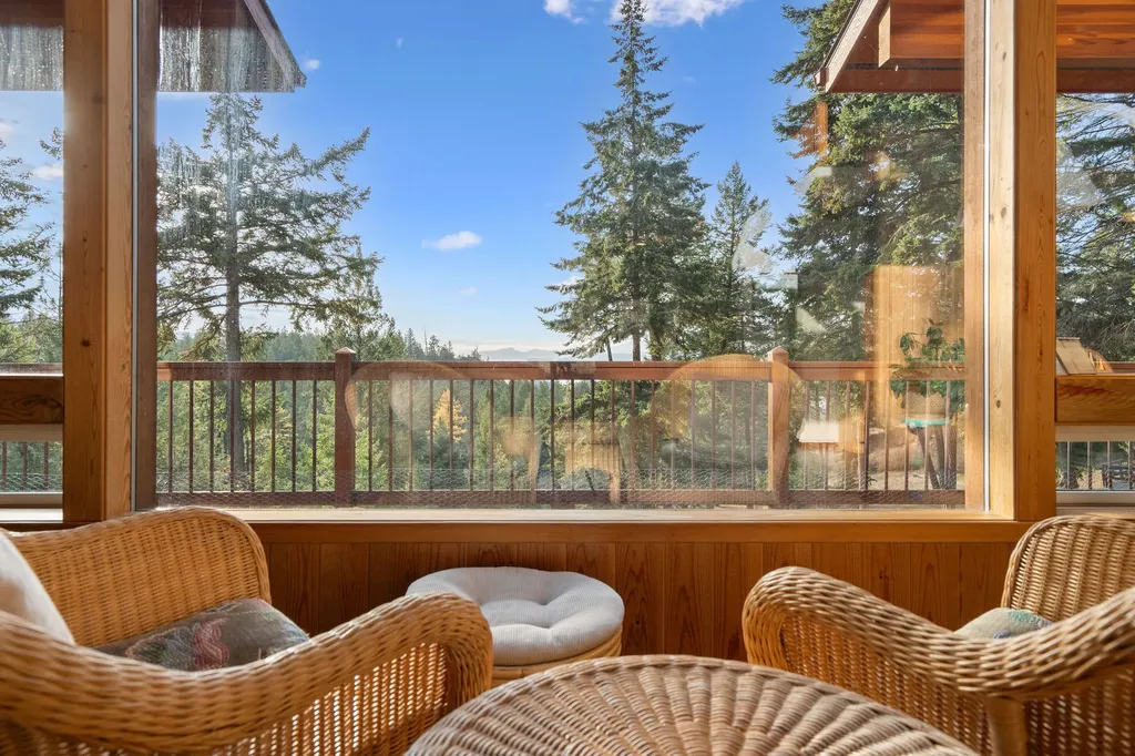 380 S Eighty Drive Somers MT 59932