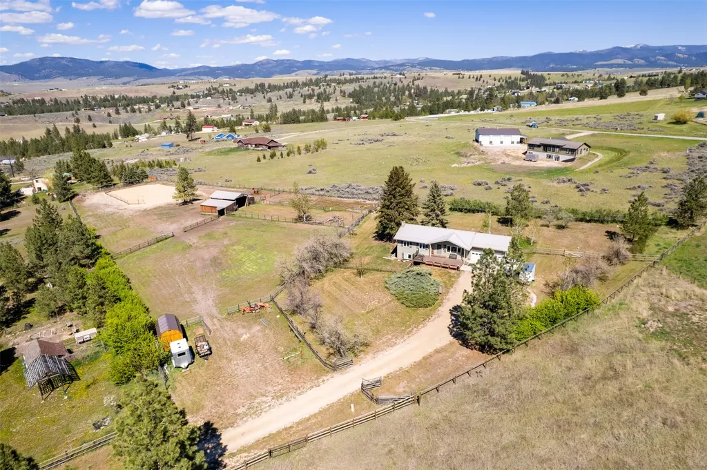 445 Sapphire Lane Stevensville MT 59870