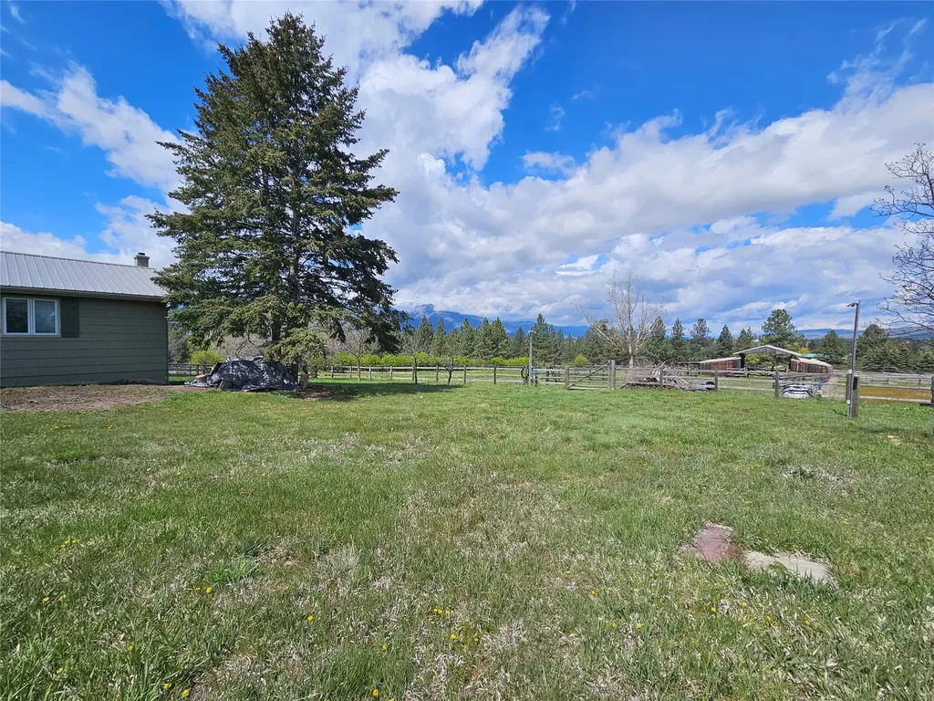 445 Sapphire Lane Stevensville MT 59870
