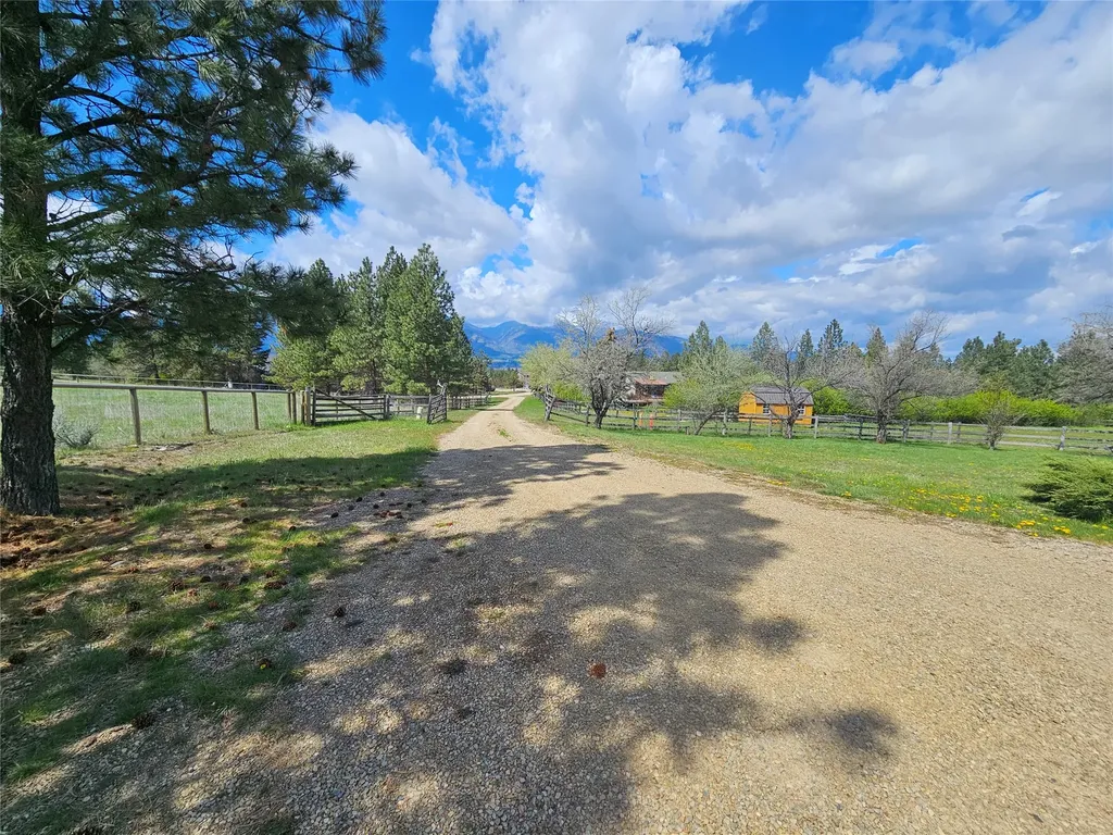 445 Sapphire Lane Stevensville MT 59870