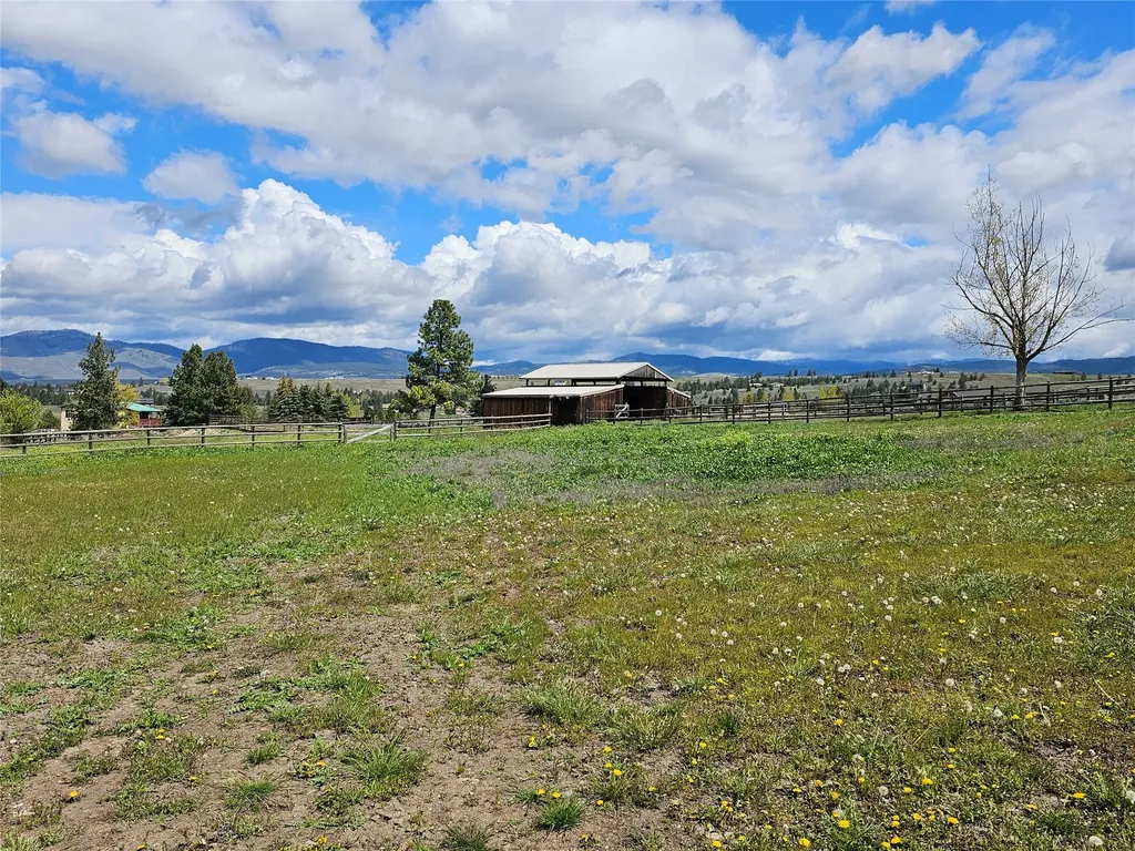 445 Sapphire Lane Stevensville MT 59870