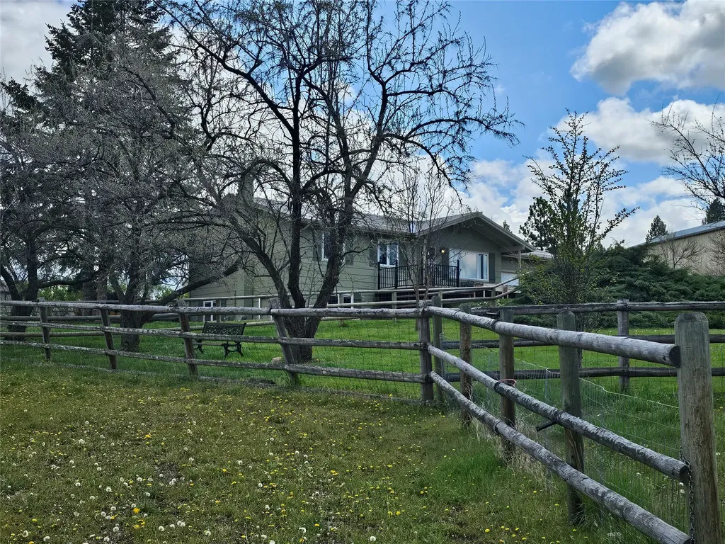 445 Sapphire Lane Stevensville MT 59870