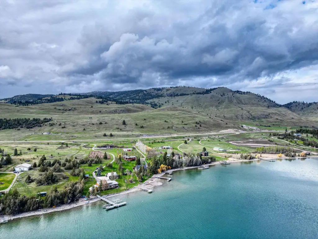 23511 Wild Horse Shores Lane Dayton MT 59914