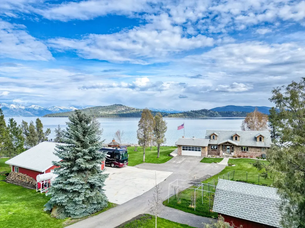 23511 Wild Horse Shores Lane Dayton MT 59914