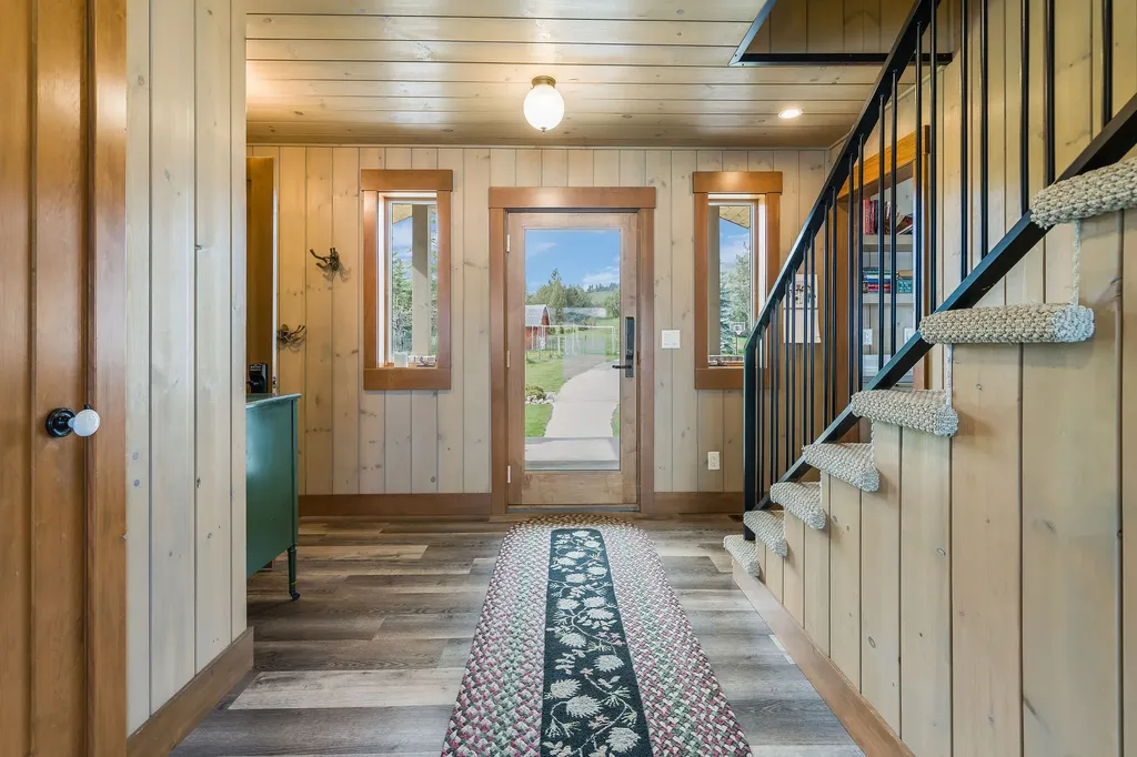 23511 Wild Horse Shores Lane Dayton MT 59914
