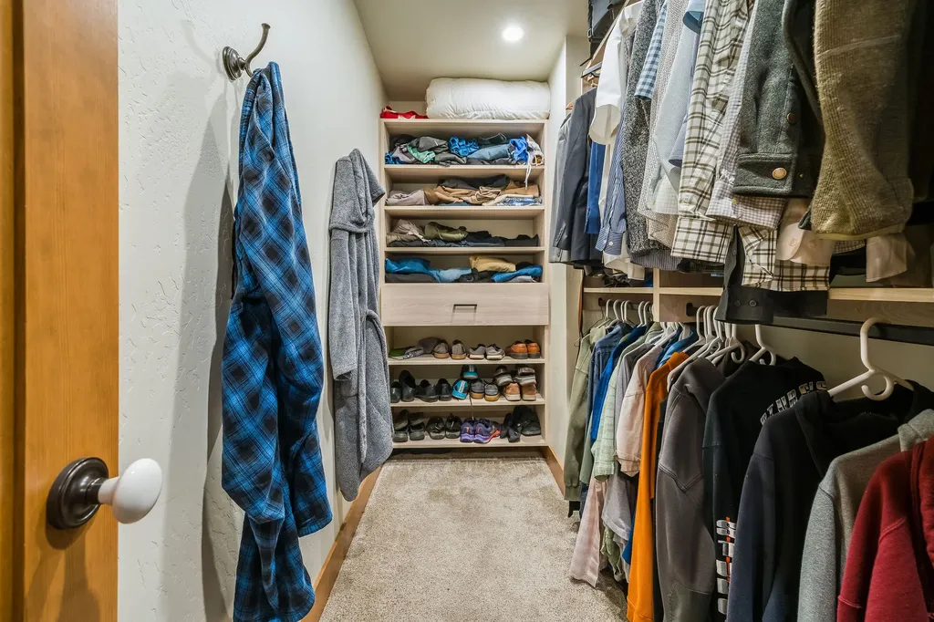 23511 Wild Horse Shores Lane Dayton MT 59914