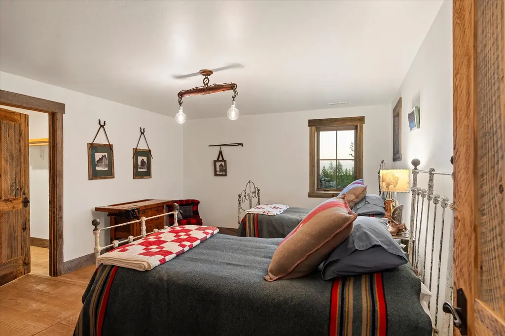 605 Cramer Creek Road Somers MT 59932