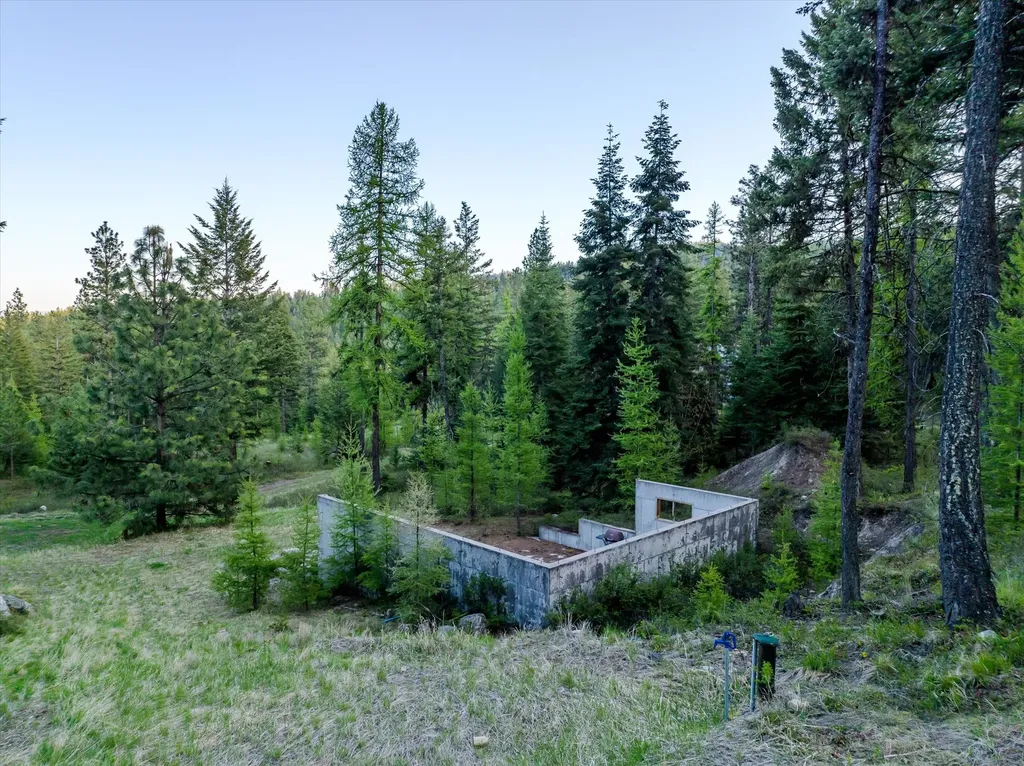 605 Cramer Creek Road Somers MT 59932
