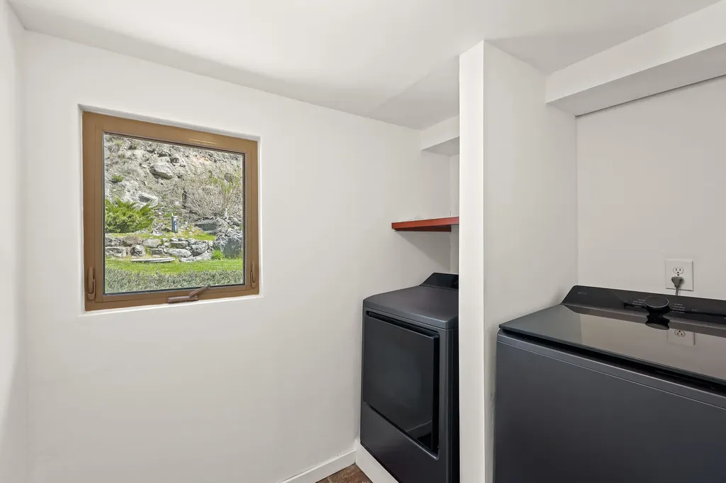 121 & 135 Boon Road Somers MT 59932