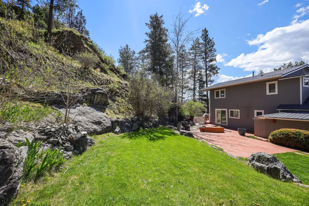 121 & 135 Boon Road Somers MT 59932