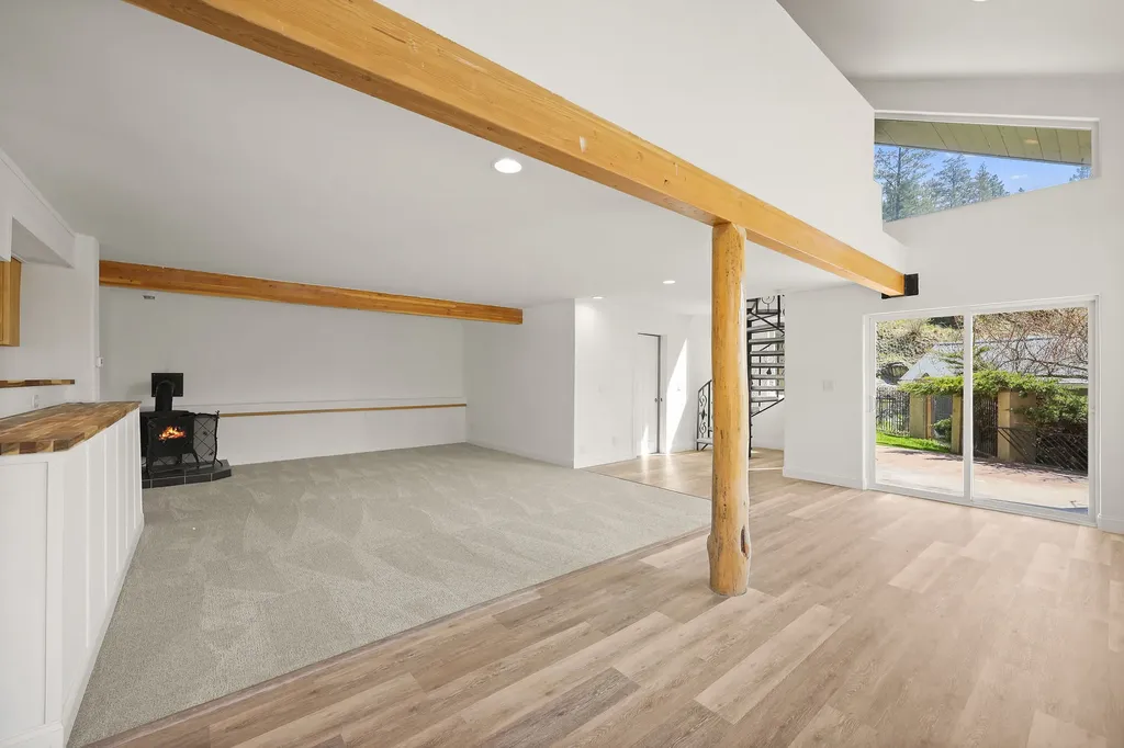 121 & 135 Boon Road Somers MT 59932