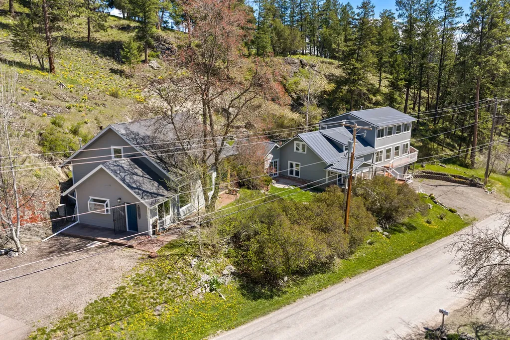 121 & 135 Boon Road Somers MT 59932