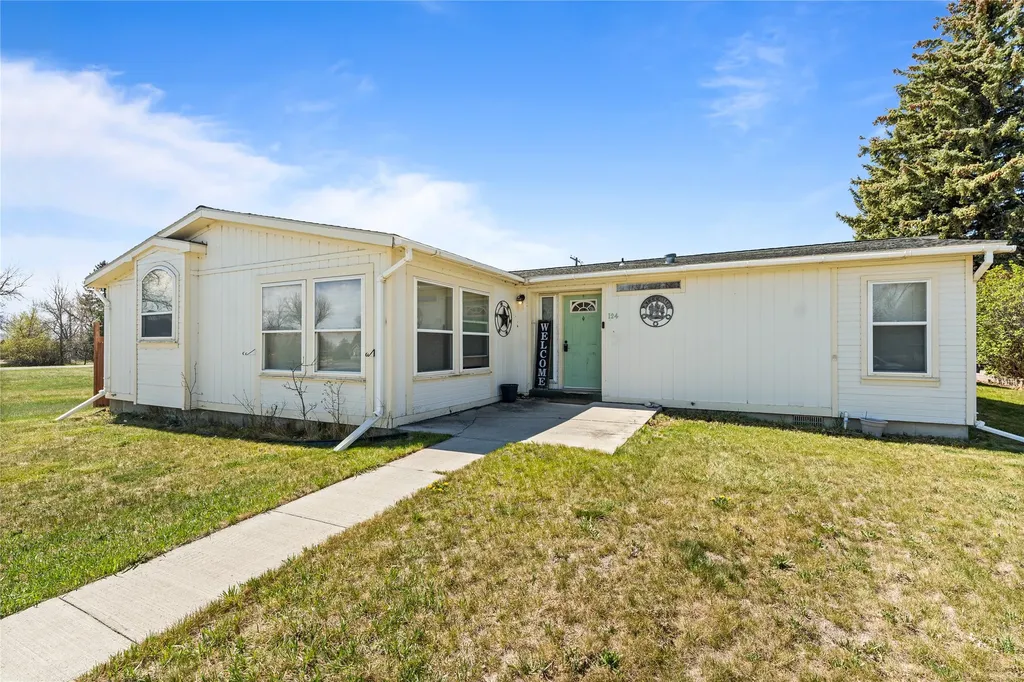 124 7th Avenue SW Choteau MT 59422