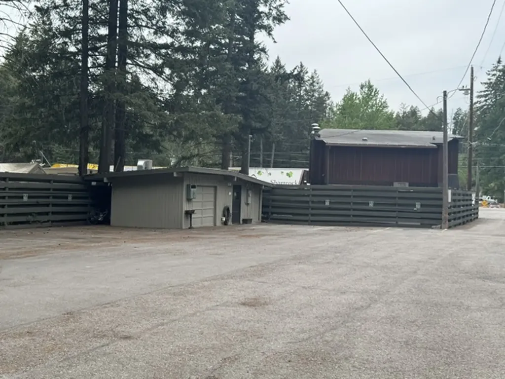 8575 Mt Highway 35 Bigfork MT 59911