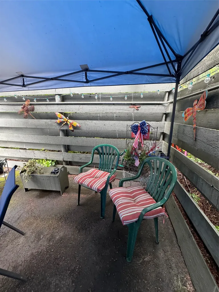 8575 Mt Highway 35 Bigfork MT 59911