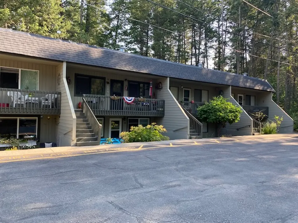 8575 Mount Highway 35 Bigfork MT 59911