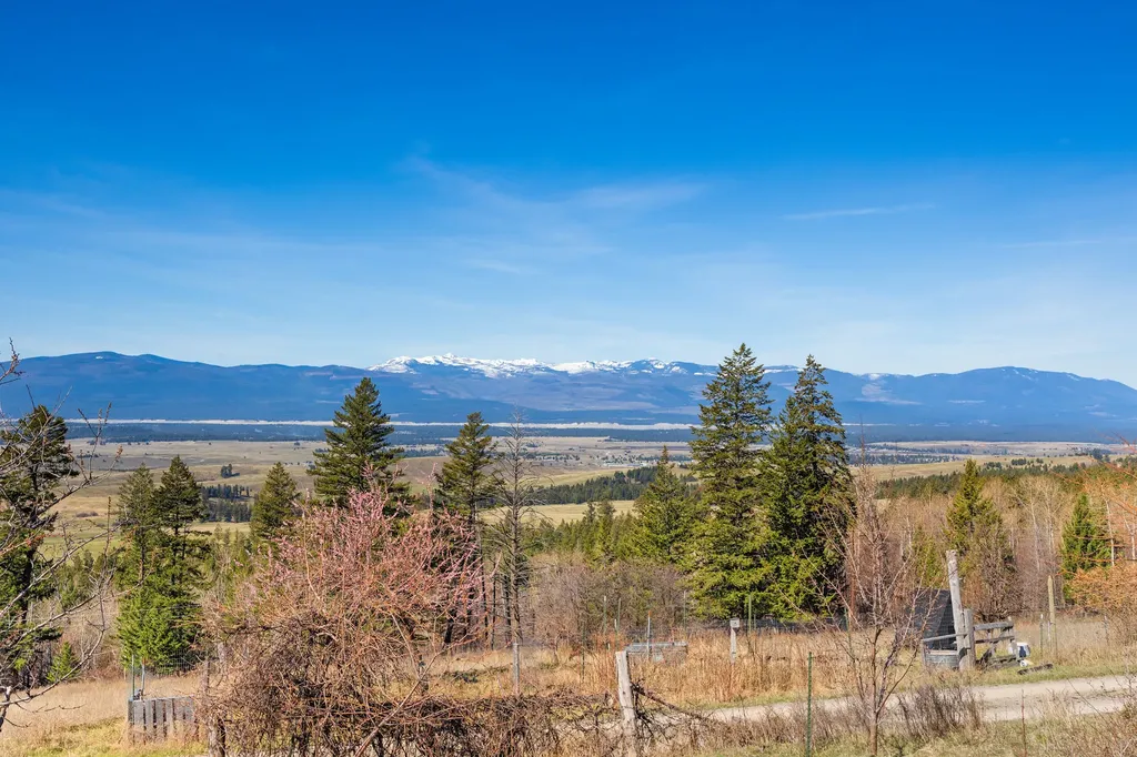 784 Pluid Road Eureka MT 59917
